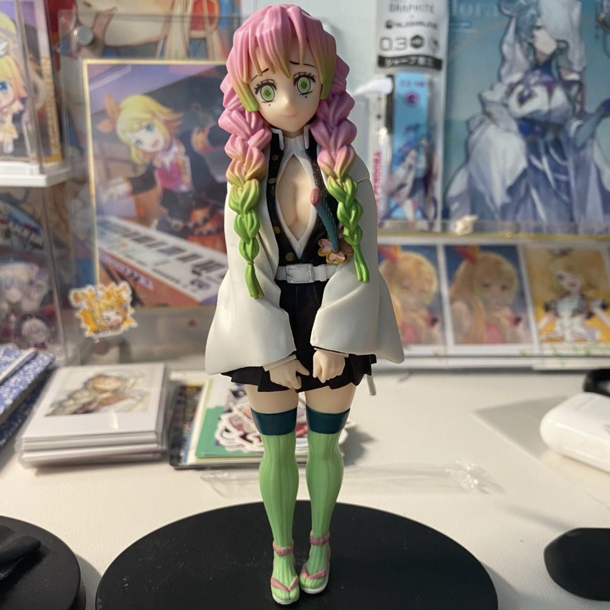 Demon Slayer Aşk Sütunu Mitsur - Cosplay Prop Display incelemesi ve fiyatı